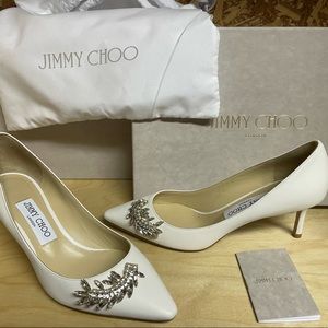 New Jimmy Choo
Romy 60 Crystal-Embellished Leather Pumps
37 (7)
Color: Latte